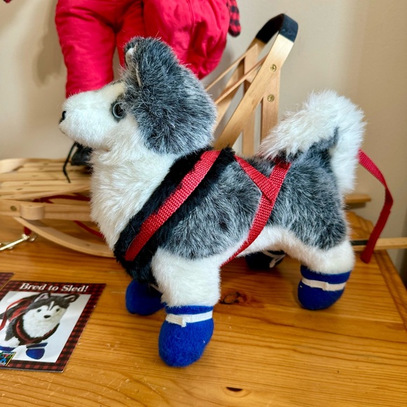 American Girl Bred to Sled, Sled Ahead Set - Sleigh, Red Winter, Husky Dog Snow - Picture 4 of 13